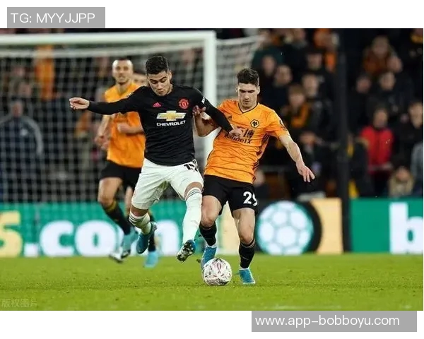 瑞士天空报道那不勒斯冬窗计划租借梅努以增加其出场机会 瑞士天空报道那不勒斯冬窗计划租借梅努以增加其出场机会